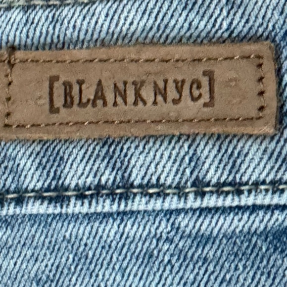 BLANKNYC Designer Denim Jean Shorts Beachy Raw Hem Womens Sz 30 Light Wash - Picture 6 of 9
